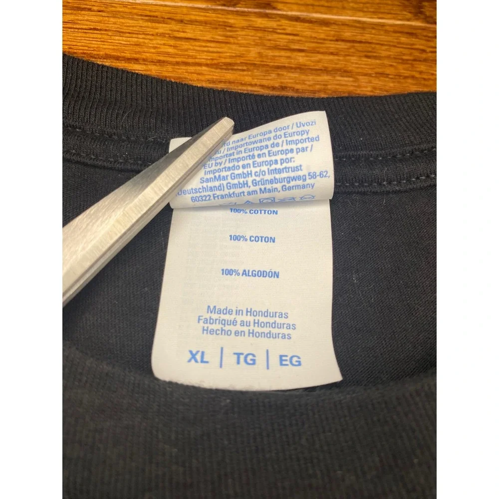 Port and Company Gojo Satoru Shirt Size XL‎